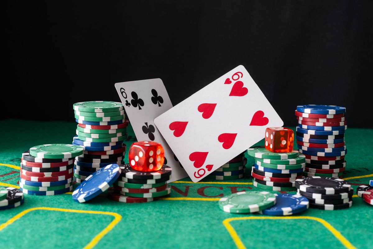 Slots Garden کیسینو میں پوکر گیمز