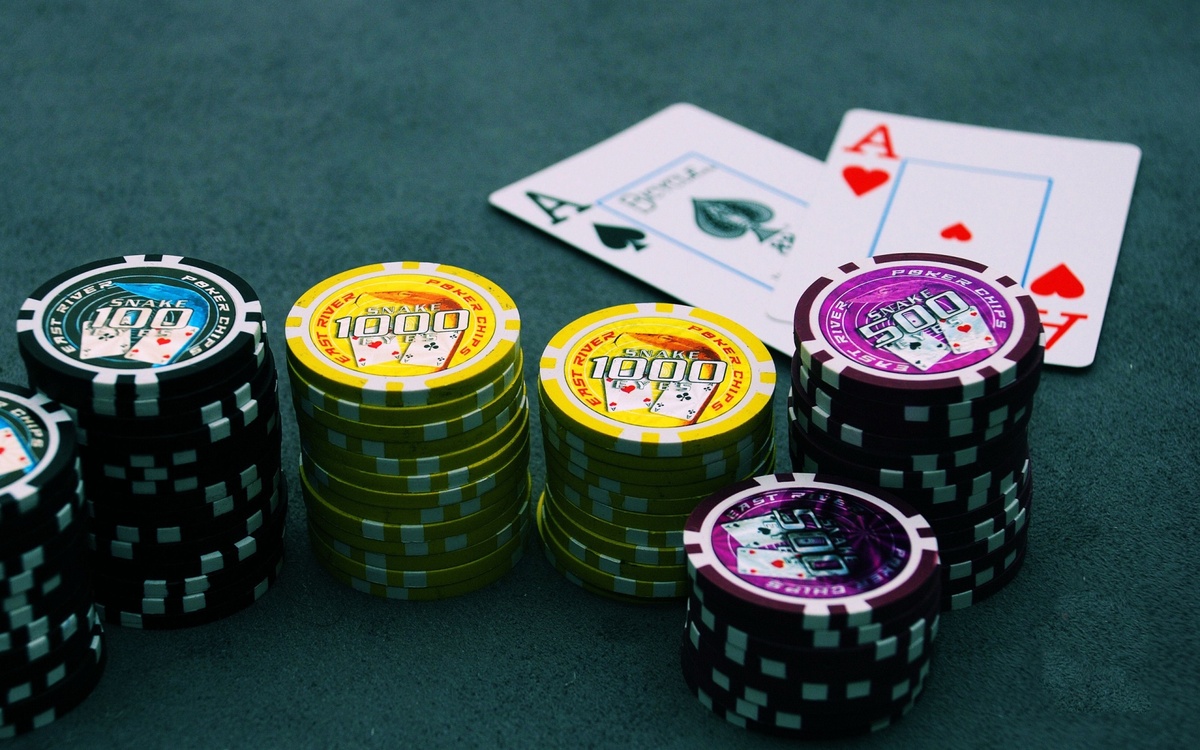 Slots Garden کھلاڑیوں کے لیے لائیو کیسینو سیکشن